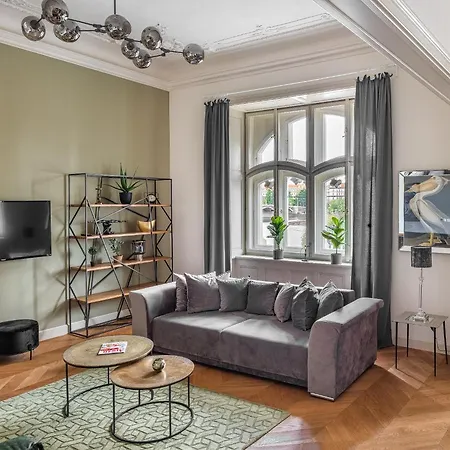 Mn6 Luxury Suites By Adrez Prague Exterior photo